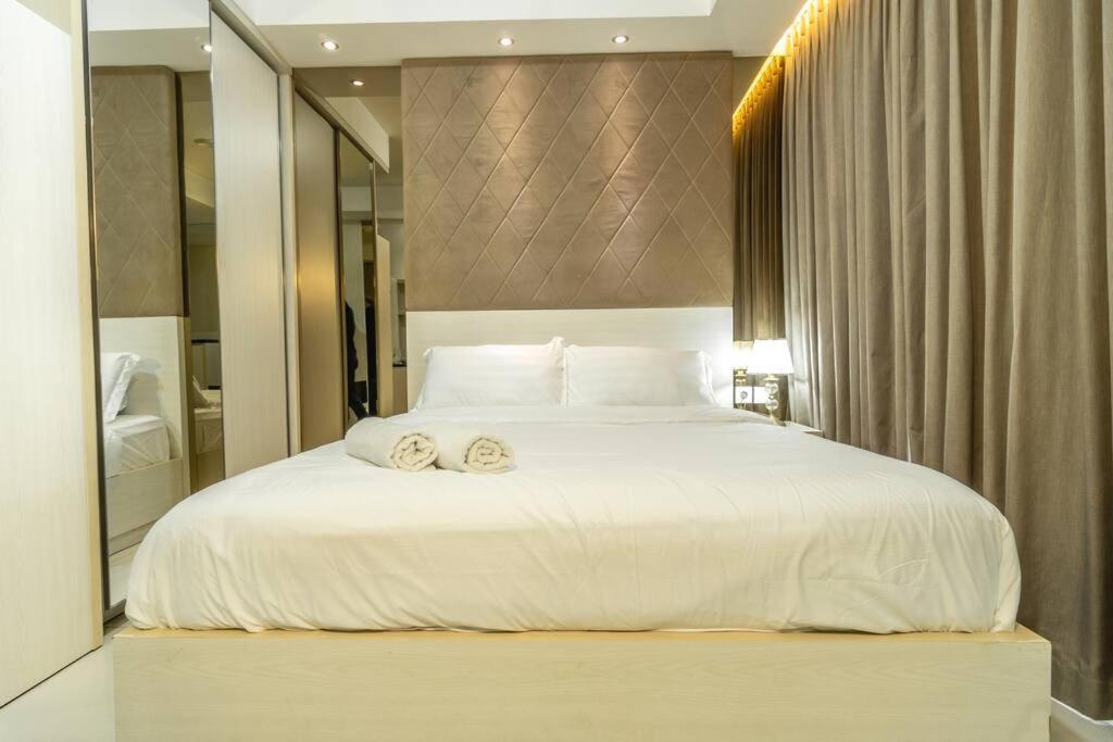 Modern & Comfy Studio In Central Jakarta, Scbd Esterno foto